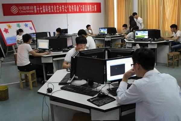 大學“單身率”最高的4個專業 男女比例失調，校園愛情去哪兒了？